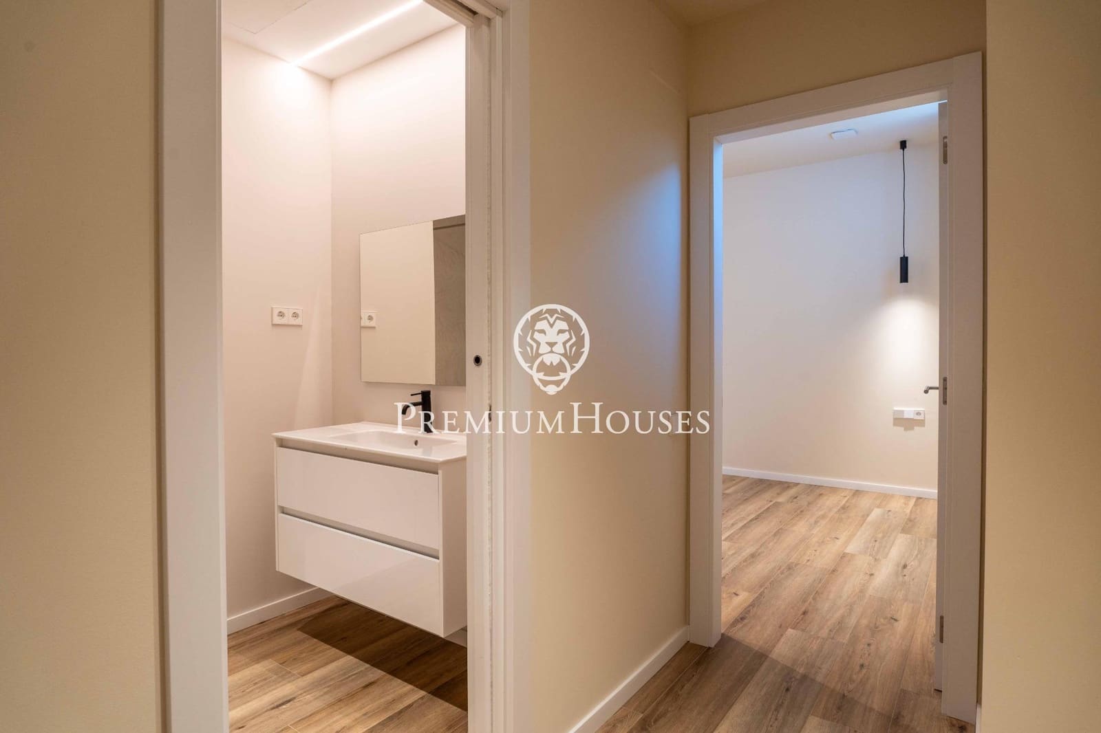 5 soverom Villa til salgs i Sitges med svømmebasseng garasje - € 2 709 000 (Ref: 9794909)