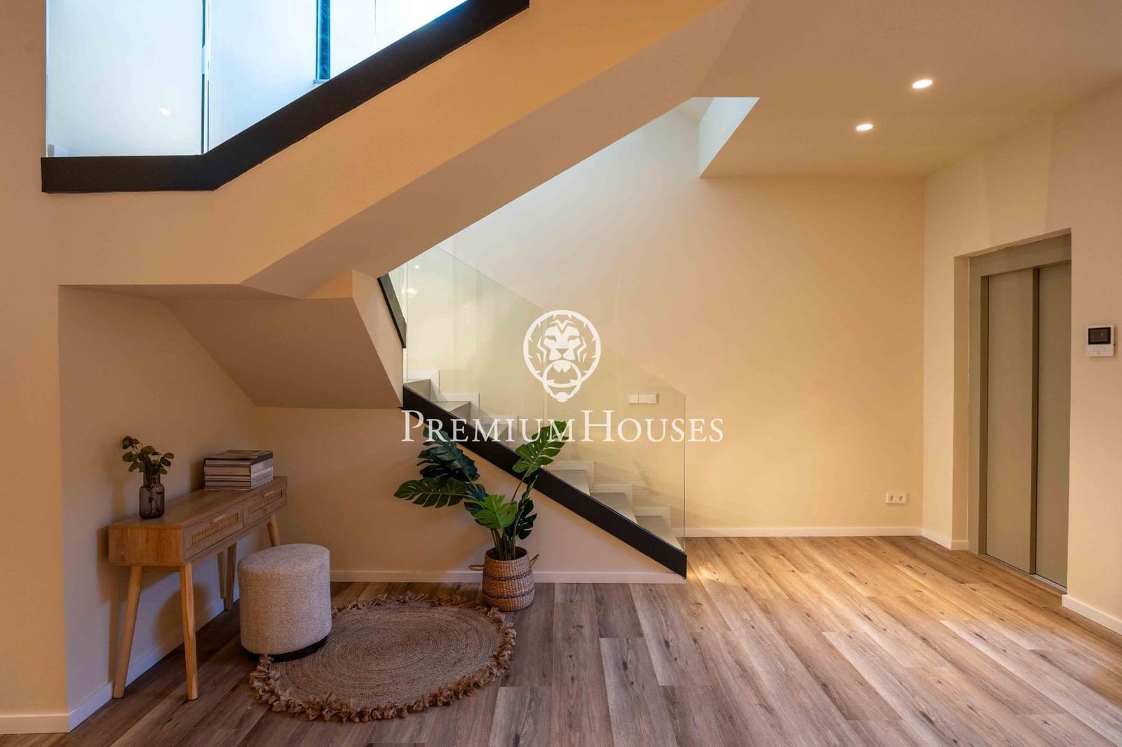 5 soverom Villa til salgs i Sitges med svømmebasseng garasje - € 2 709 000 (Ref: 9794909)