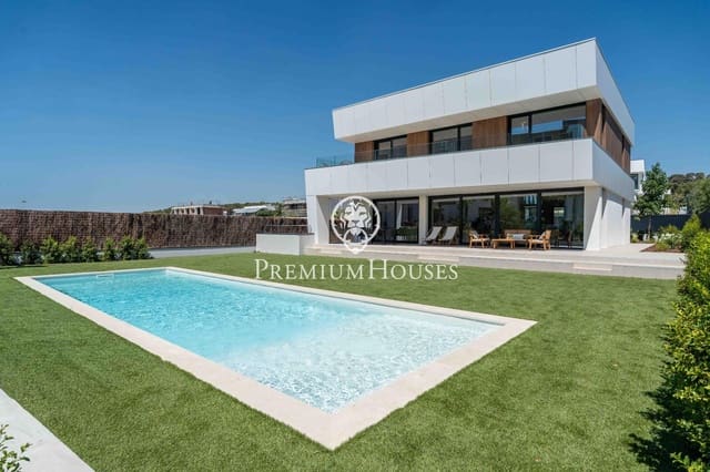 5 makuuhuone Huvila myytävänä paikassa Sitges mukana uima-altaan 
autotalli - 2 709 000 € (Ref: 9794909)