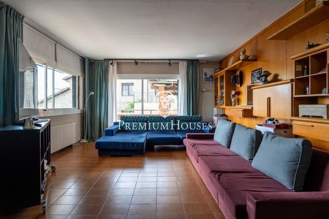 5 camera da letto Villa in vendita in Castelldefels con piscina garage - 1.550.000 € (Rif: 9808192)