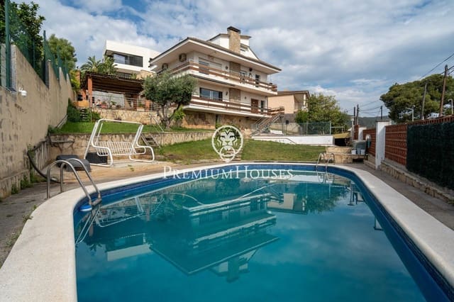 5 camera da letto Villa in vendita in Castelldefels con piscina garage - 1.550.000 € (Rif: 9808192)