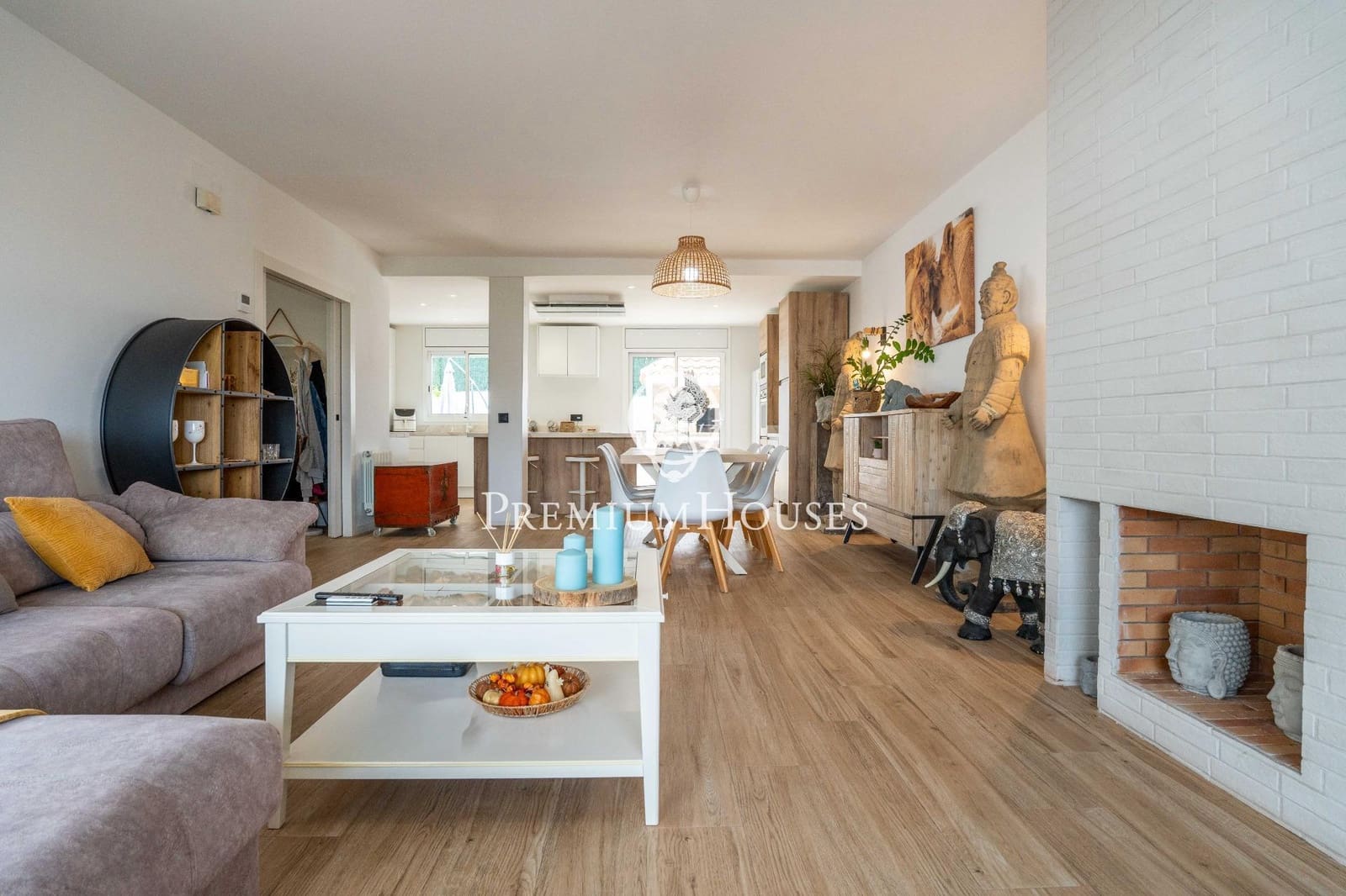 5 makuuhuone Rivitalo myytävänä paikassa Sant Pere de Ribes mukana uima-altaan 
autotalli - 797 000 € (Ref: 9812326)