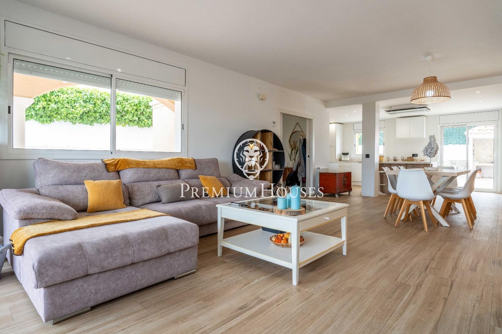 5 makuuhuone Rivitalo myytävänä paikassa Sant Pere de Ribes mukana uima-altaan 
autotalli - 797 000 € (Ref: 9812326)