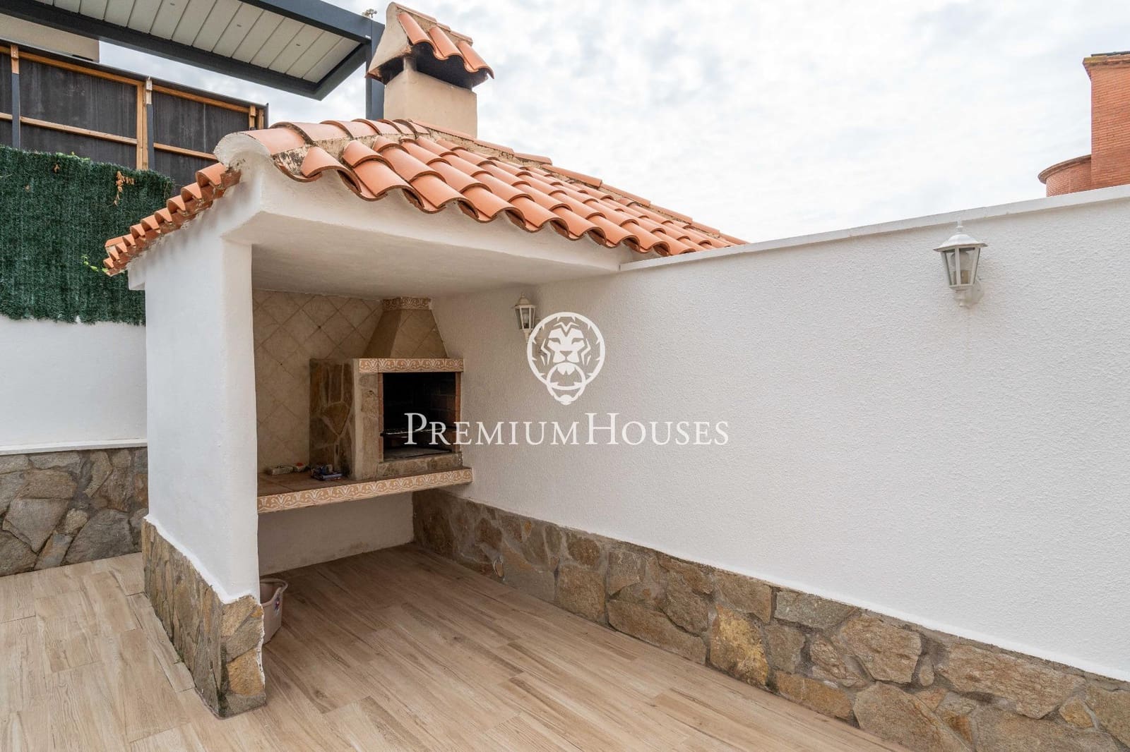 5 makuuhuone Rivitalo myytävänä paikassa Sant Pere de Ribes mukana uima-altaan 
autotalli - 797 000 € (Ref: 9812326)