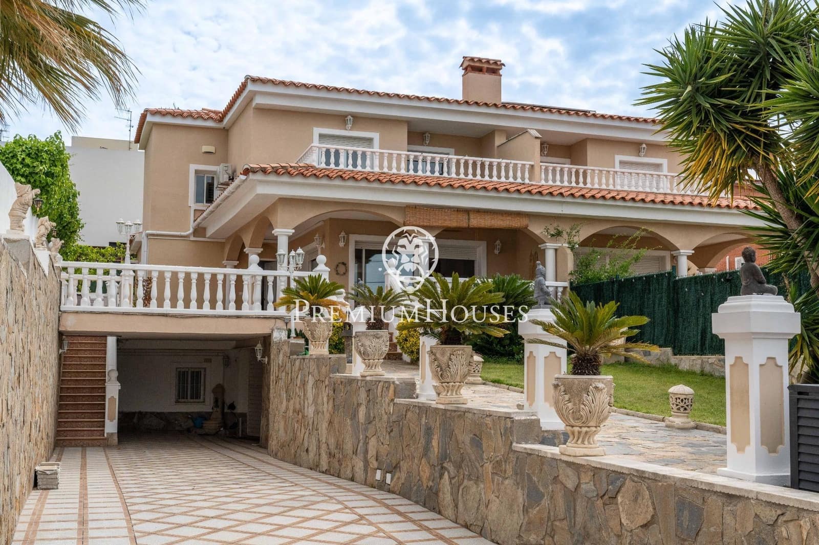 5 makuuhuone Rivitalo myytävänä paikassa Sant Pere de Ribes mukana uima-altaan 
autotalli - 797 000 € (Ref: 9812326)