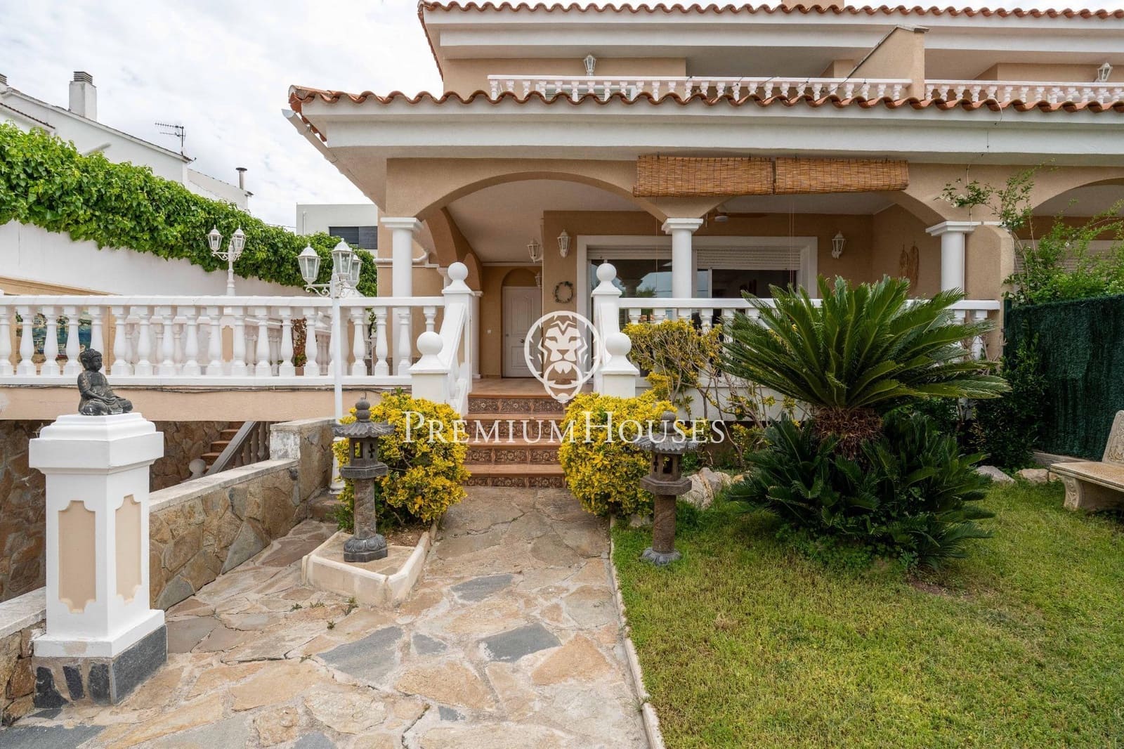 5 makuuhuone Rivitalo myytävänä paikassa Sant Pere de Ribes mukana uima-altaan 
autotalli - 797 000 € (Ref: 9812326)