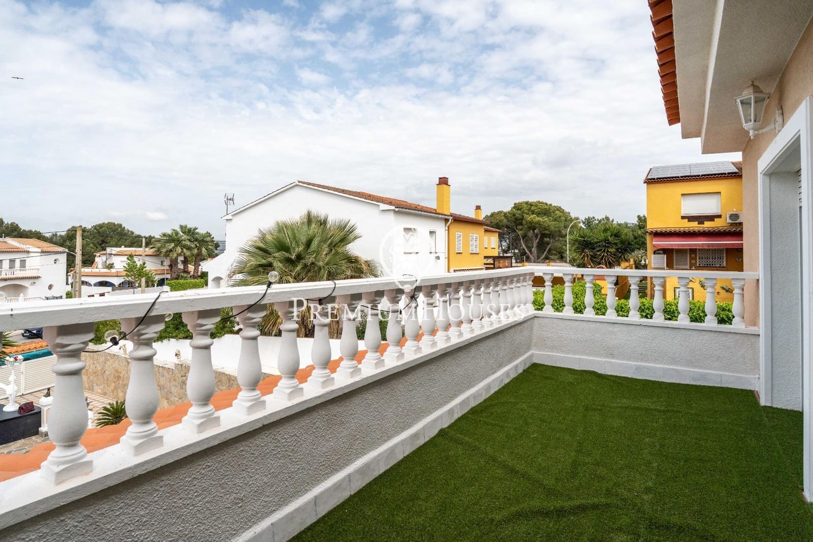 5 makuuhuone Rivitalo myytävänä paikassa Sant Pere de Ribes mukana uima-altaan 
autotalli - 797 000 € (Ref: 9812326)