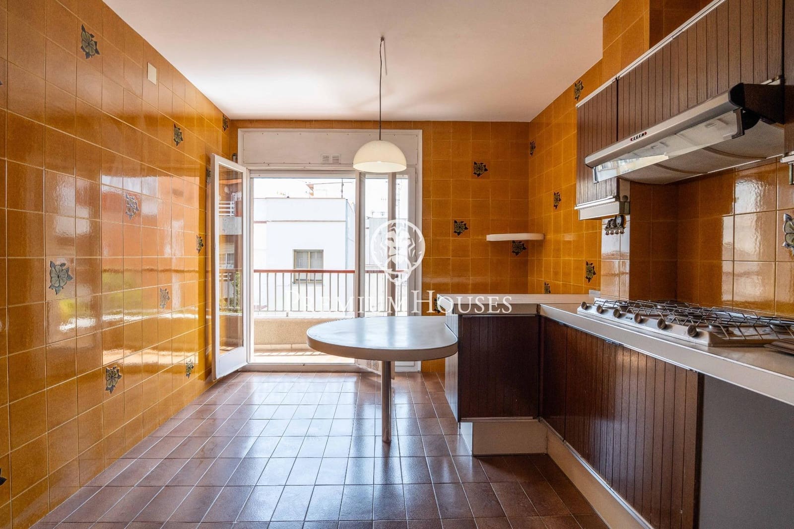 Piso de 6 habitaciones en Vilanova i la Geltrú en venta - 495.000 € (Ref: 9812327)