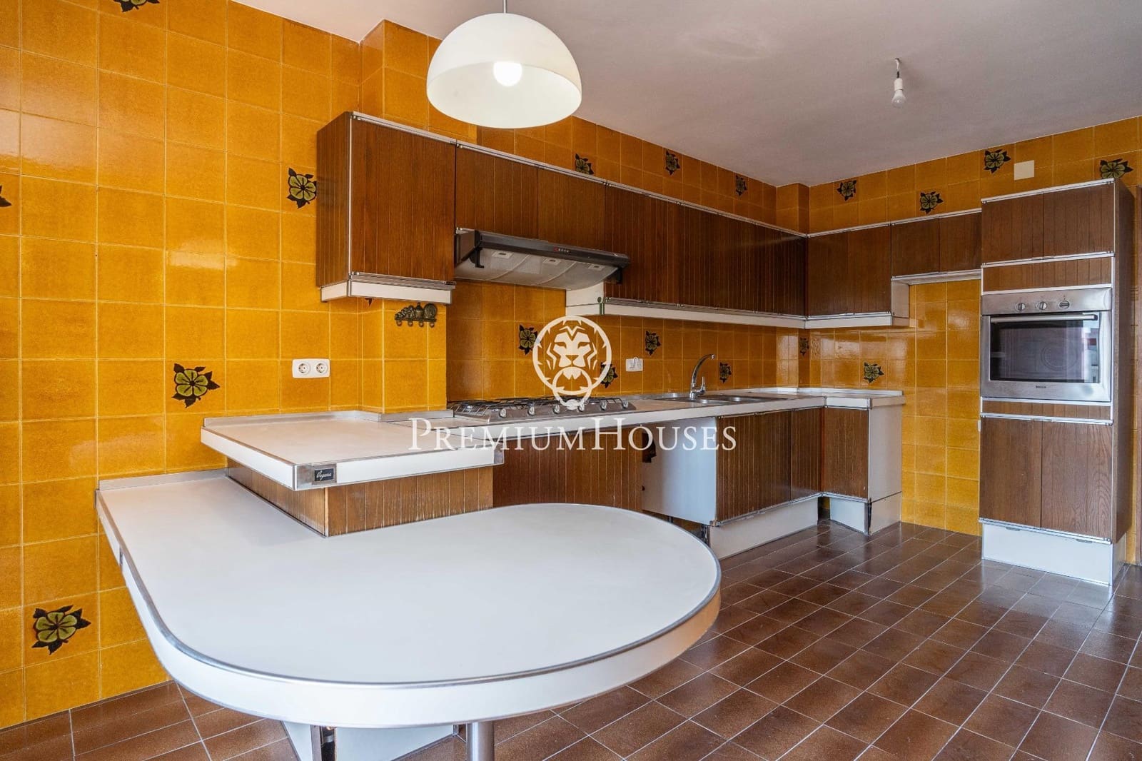 Piso de 6 habitaciones en Vilanova i la Geltrú en venta - 495.000 € (Ref: 9812327)