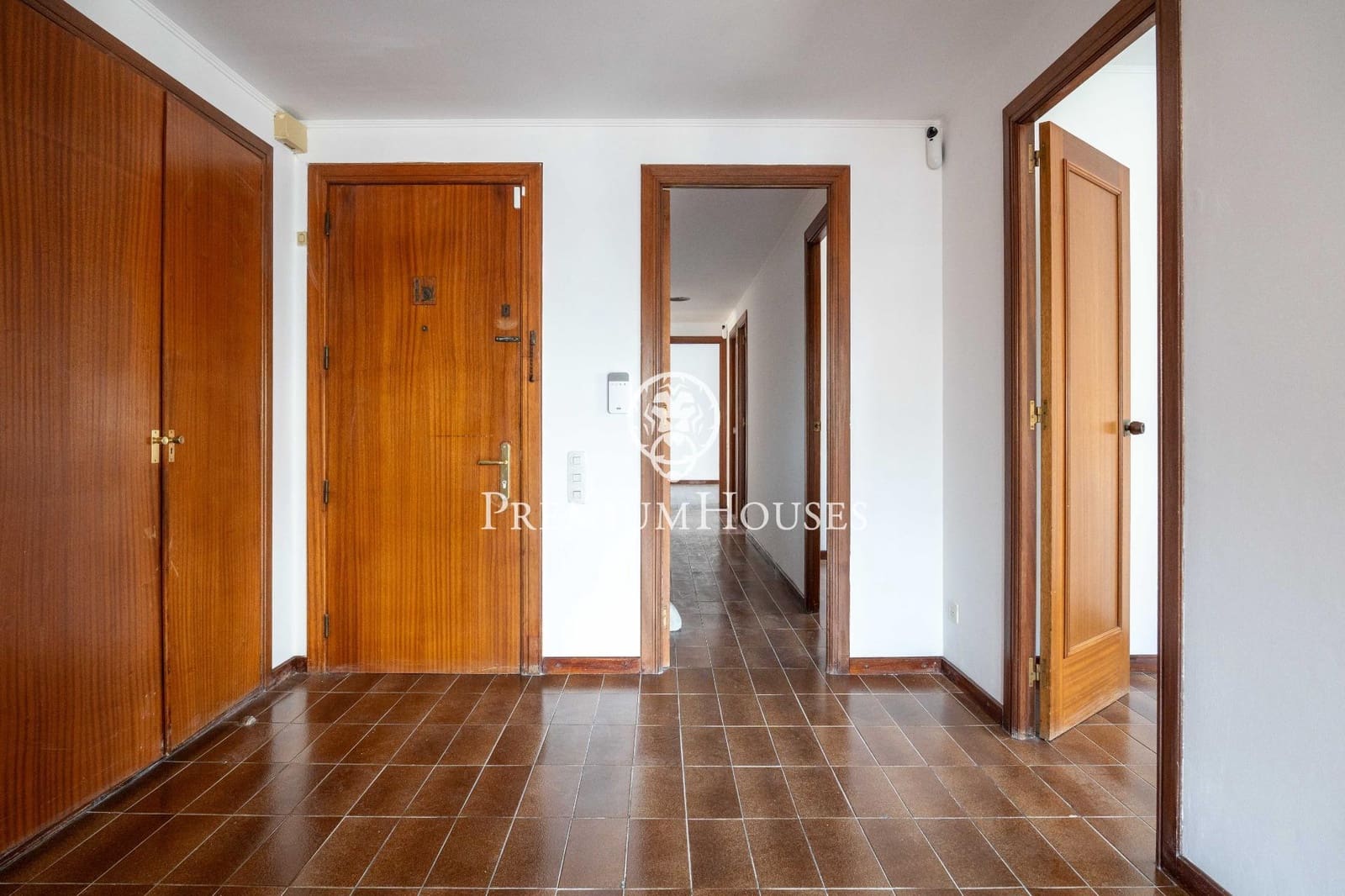 Piso de 6 habitaciones en Vilanova i la Geltrú en venta - 495.000 € (Ref: 9812327)