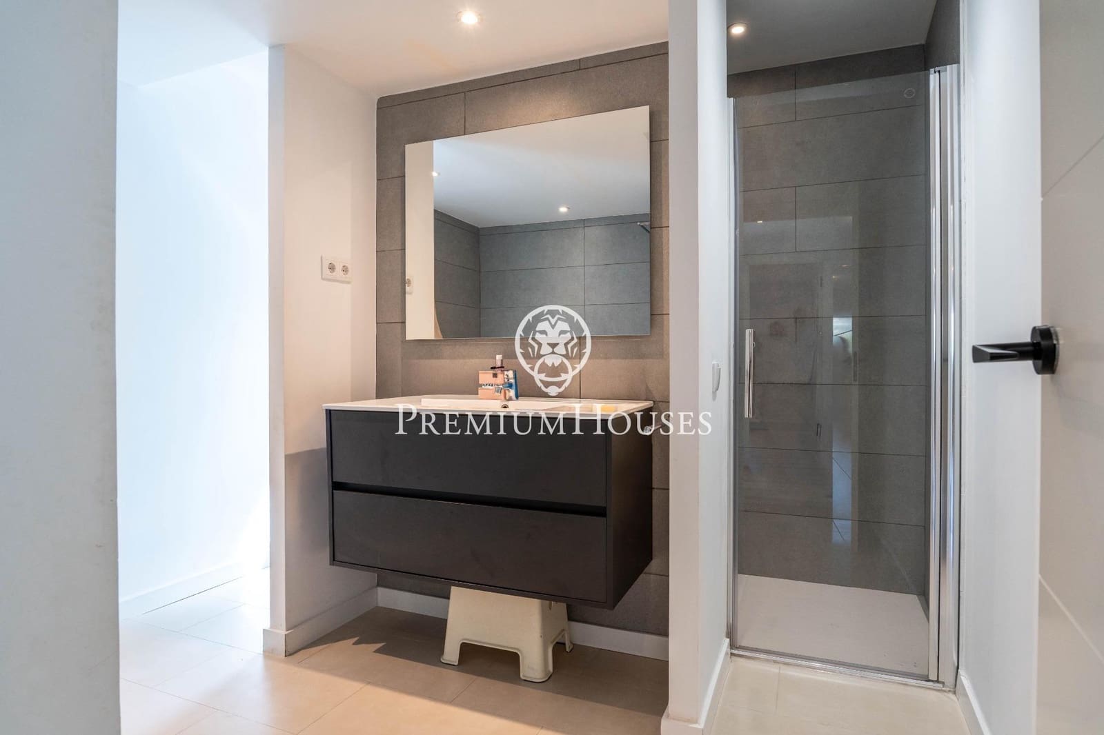 Chalet de 5 habitaciones en Gavà en venta con piscina - 2.000.000 € (Ref: 9812330)