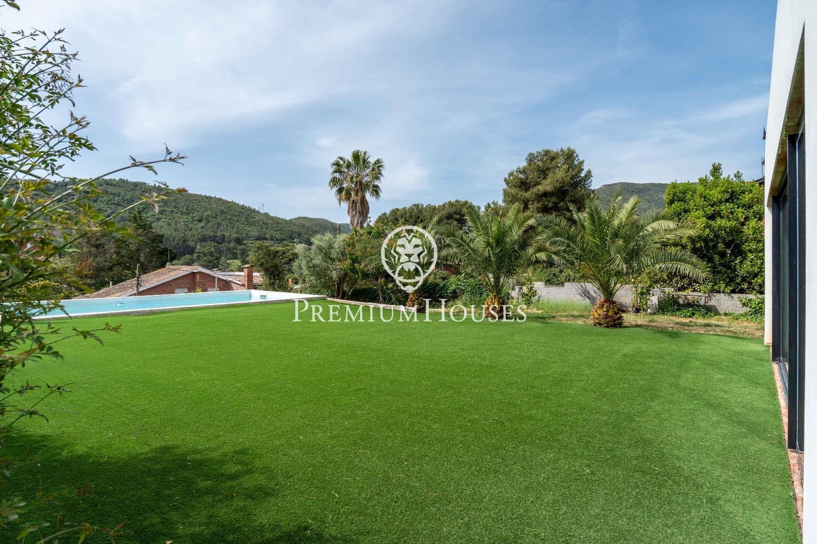 Chalet de 5 habitaciones en Gavà en venta con piscina - 2.000.000 € (Ref: 9812330)