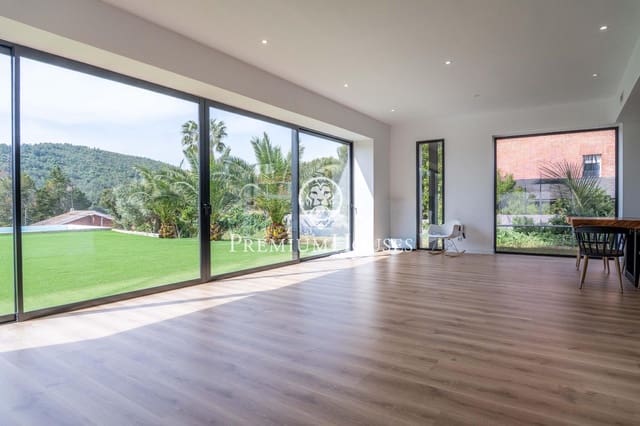 5 quarto Moradia para venda em Gavà com piscina - 2 000 000 € (Ref: 9812330)