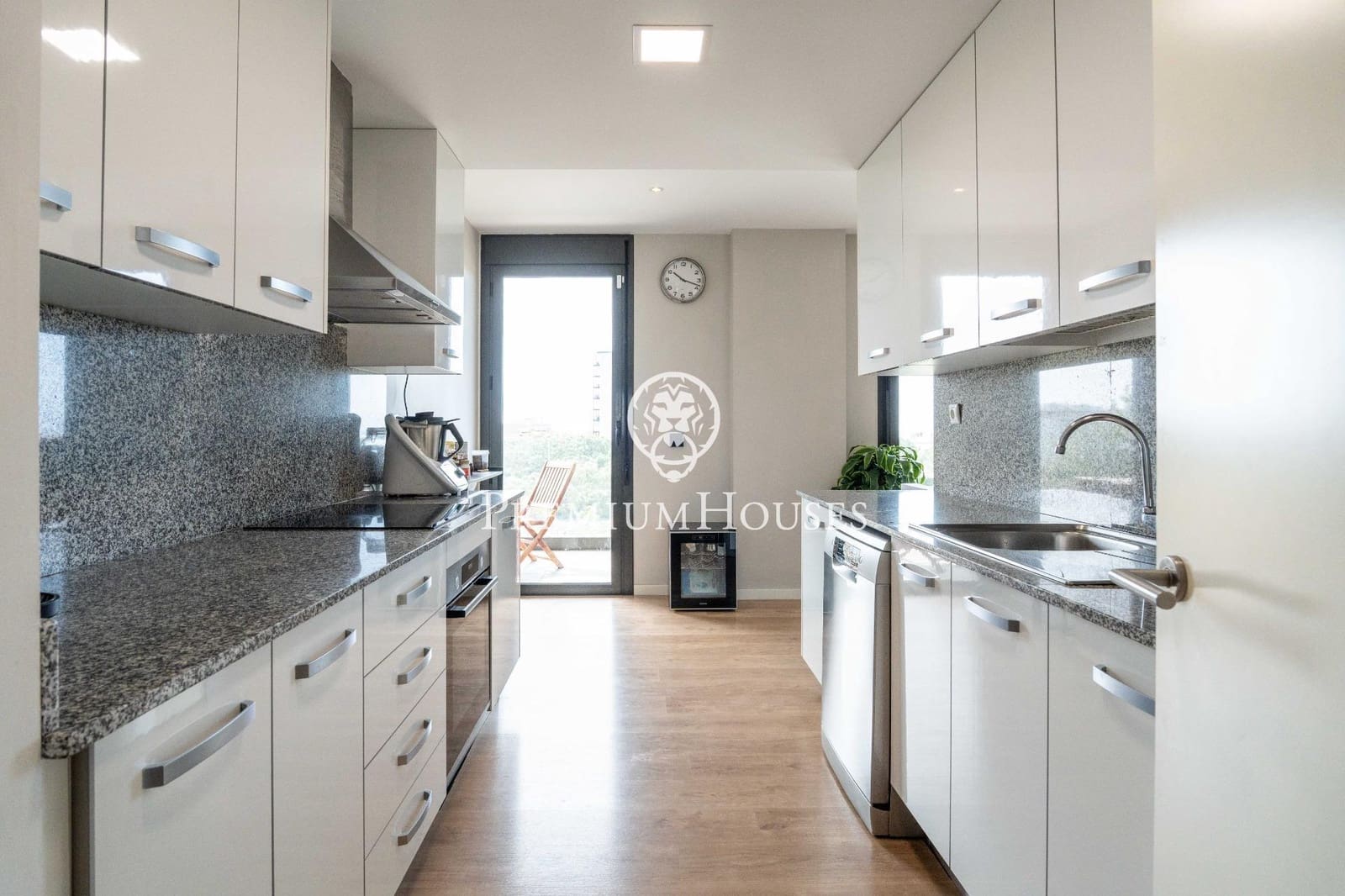 4 soverom Penthouse til salgs i Sitges med svømmebasseng - € 1 198 000 (Ref: 9816048)