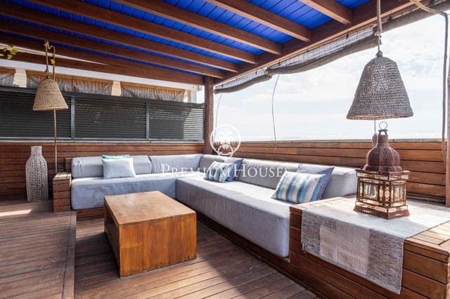 4 soverom Penthouse til salgs i Sitges med svømmebasseng - € 1 198 000 (Ref: 9816048)