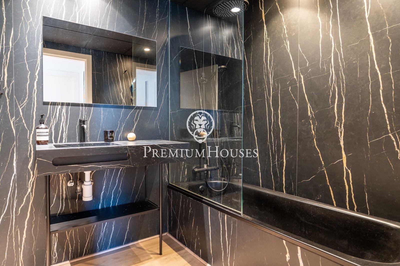 4 soverom Penthouse til salgs i Sitges med svømmebasseng - € 1 198 000 (Ref: 9816048)