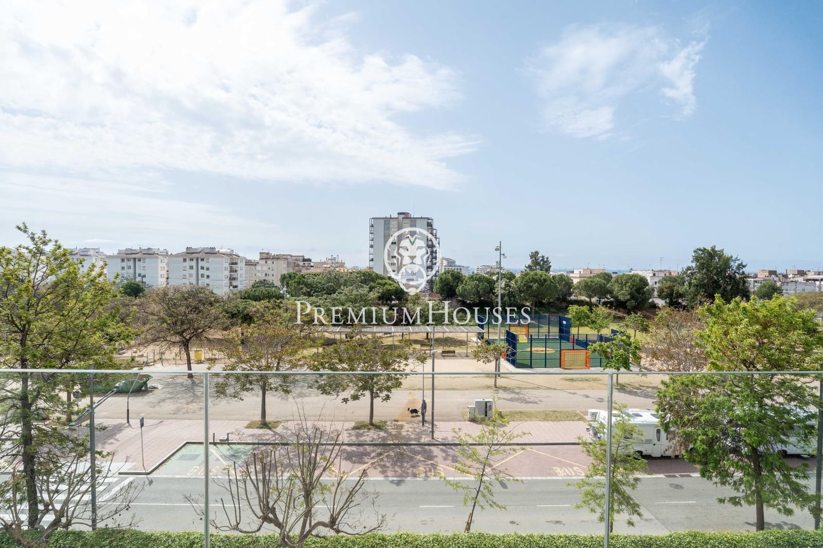 4 soverom Penthouse til salgs i Sitges med svømmebasseng - € 1 198 000 (Ref: 9816048)