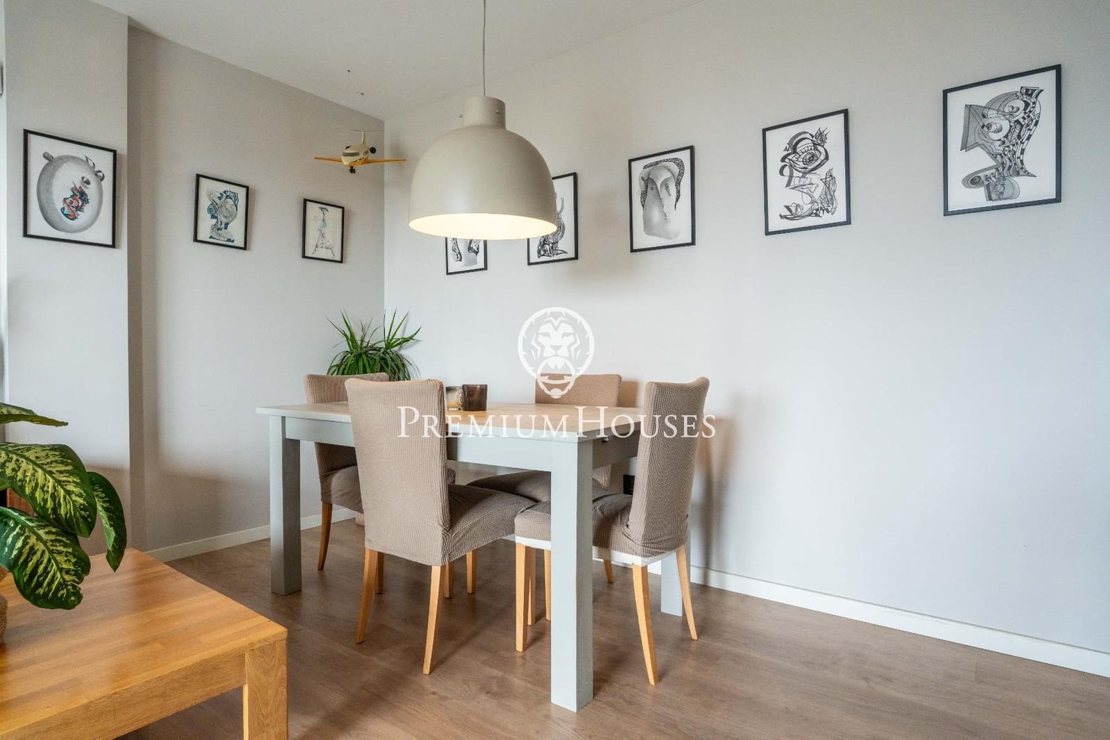 4 bedroom Penthouse for sale in Sitges with pool - € 1,198,000 (Ref: 9816048)