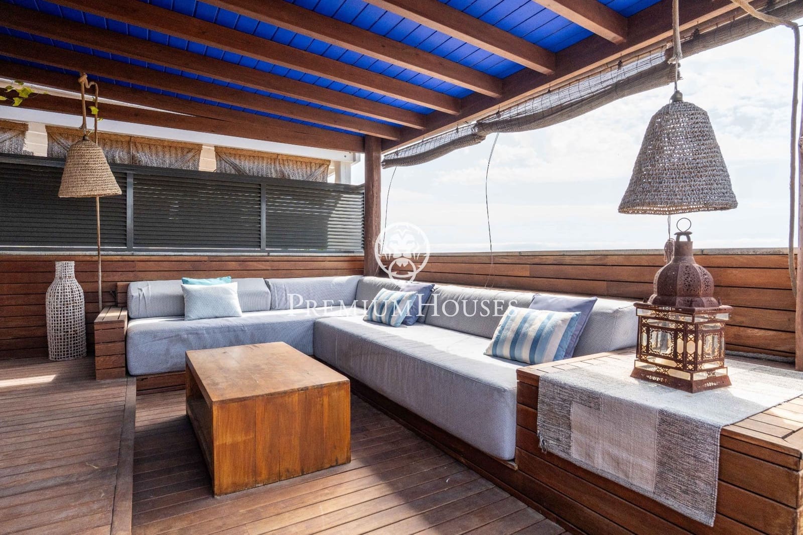 4 bedroom Penthouse for sale in Sitges with pool - € 1,198,000 (Ref: 9816048)