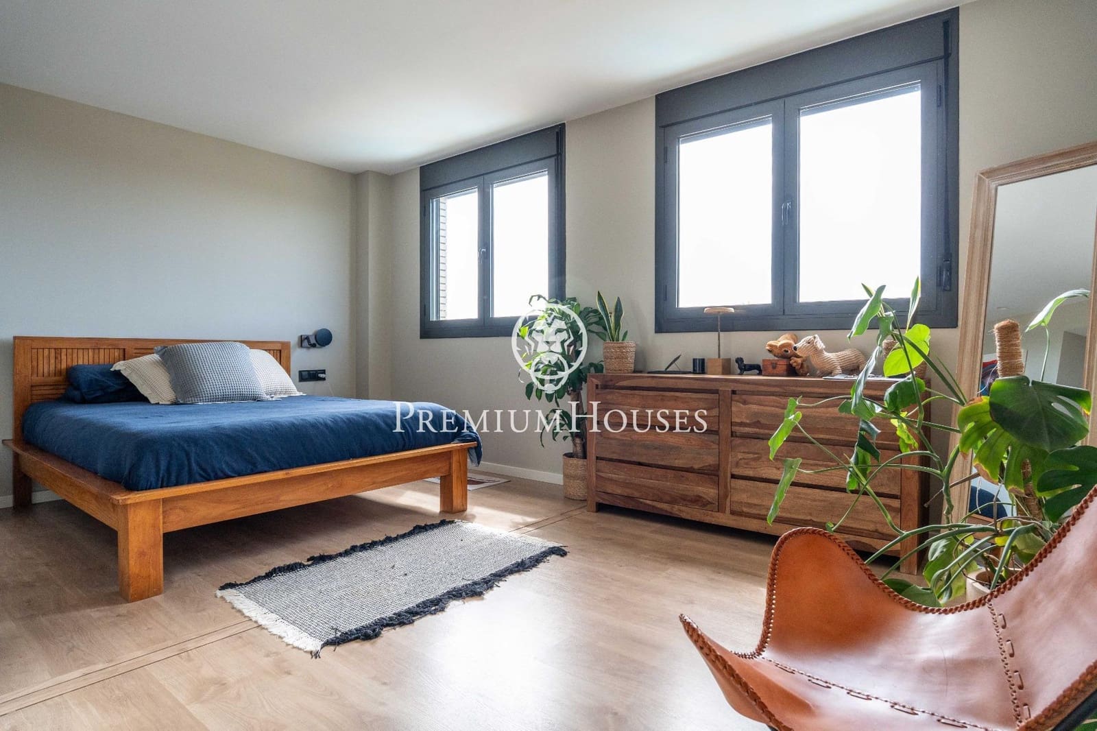 4 bedroom Penthouse for sale in Sitges with pool - € 1,198,000 (Ref: 9816048)