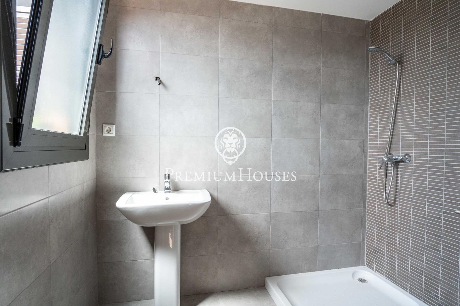 4 bedroom Penthouse for sale in Sitges with pool - € 1,198,000 (Ref: 9816048)