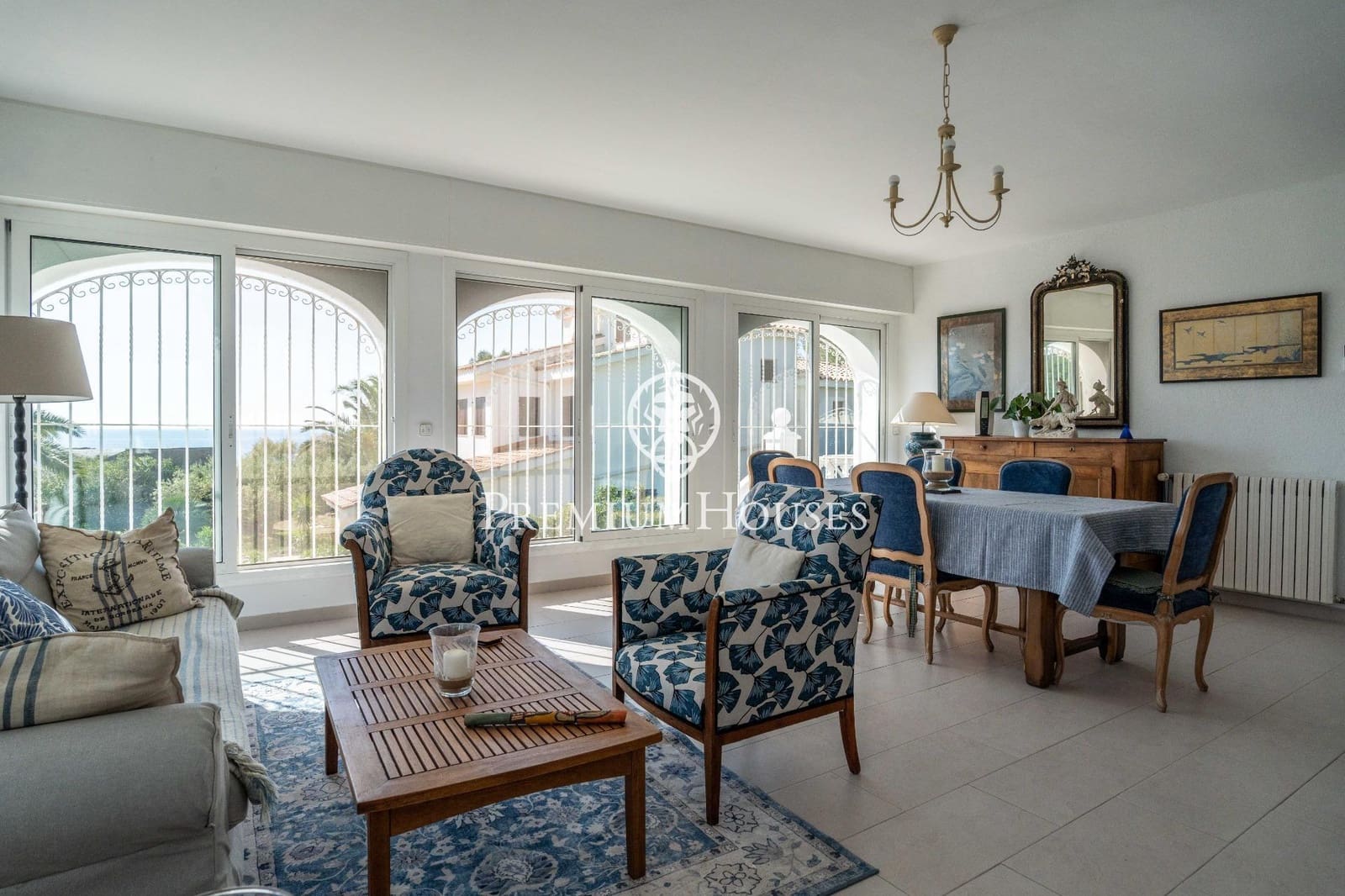 5 Zimmer Villa zu verkaufen in L'Ametlla de Mar mit Pool Garage - 995.000 € (Ref: 9825058)