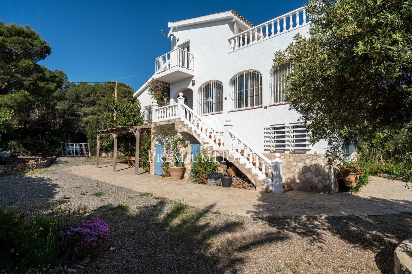 5 Zimmer Villa zu verkaufen in L'Ametlla de Mar mit Pool Garage - 995.000 € (Ref: 9825058)