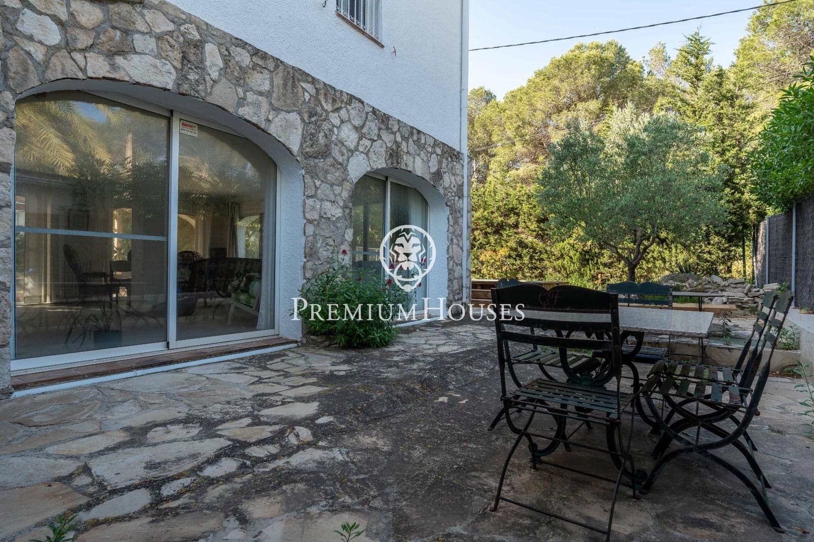 5 Zimmer Villa zu verkaufen in L'Ametlla de Mar mit Pool Garage - 995.000 € (Ref: 9825058)