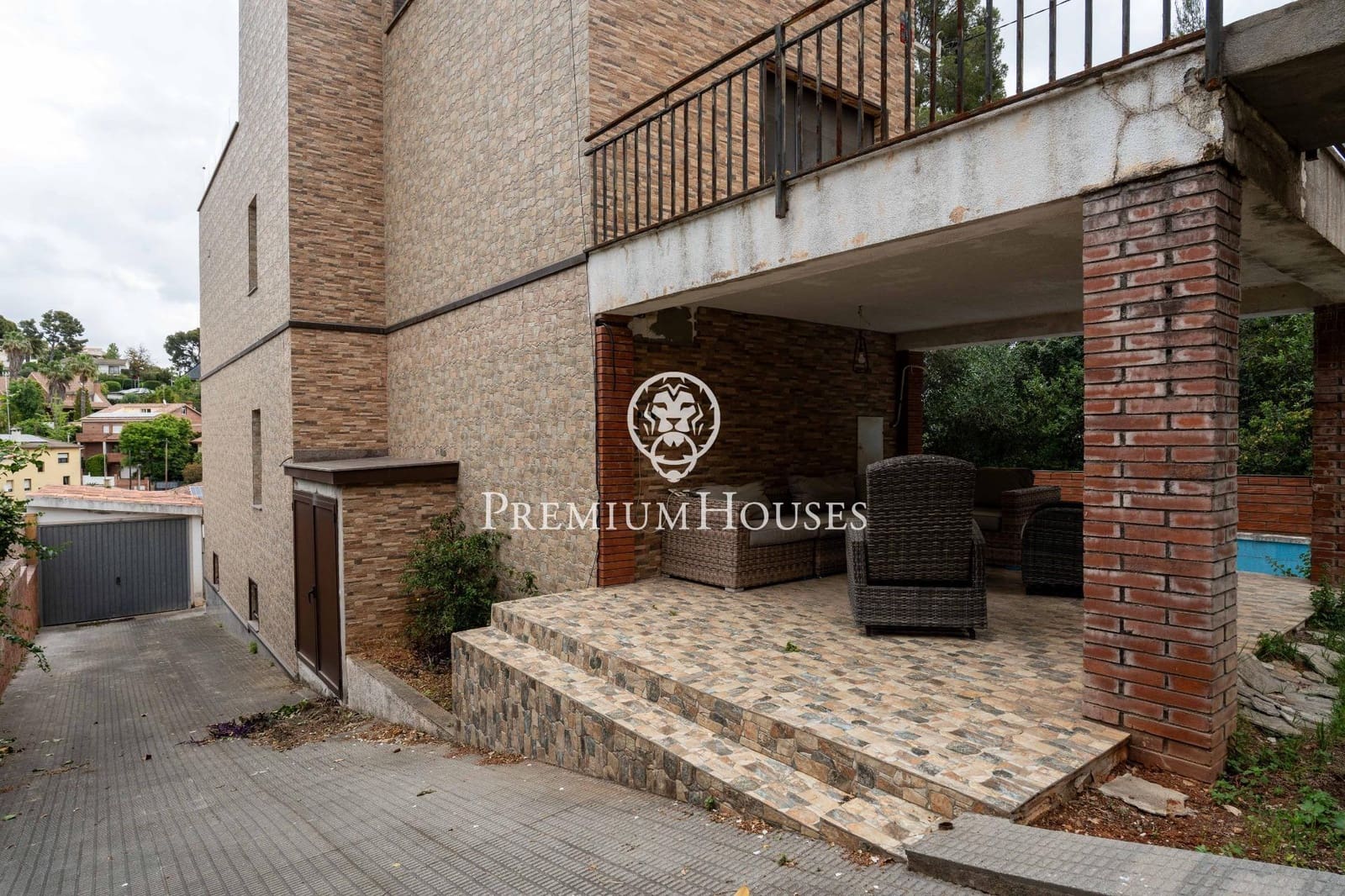 4 makuuhuone Huvila myytävänä paikassa Castelldefels mukana uima-altaan 
autotalli - 685 000 € (Ref: 9831753)