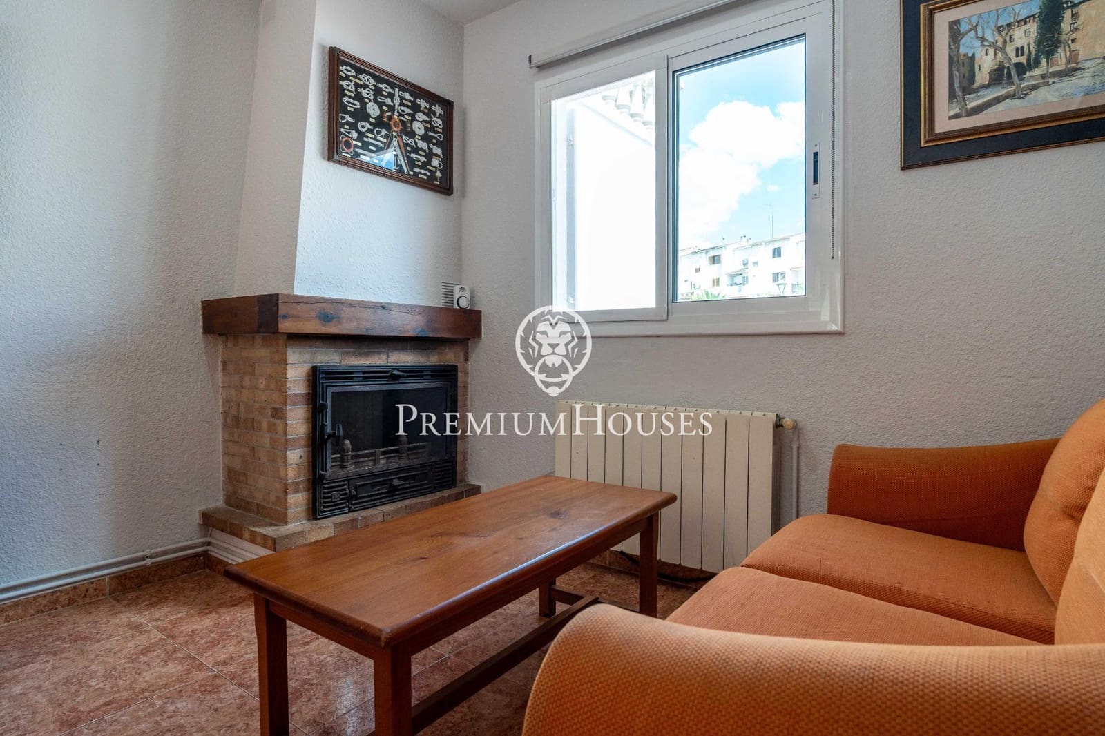 4 bedroom Terraced Villa for sale in Tarragona city with garage - € 365,000 (Ref: 9839533)