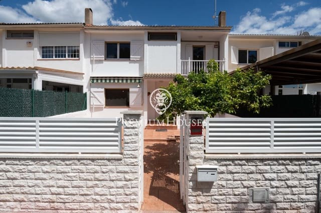 4 soverom Rekkehus til salgs i Tarragona by med garasje - € 365 000 (Ref: 9839533)