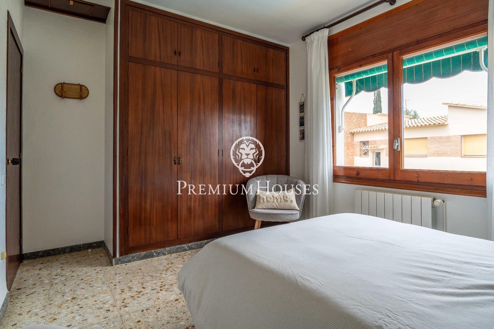 4 bedroom Villa for sale in Vilanova i la Geltru with pool garage - € 858,000 (Ref: 9839536)