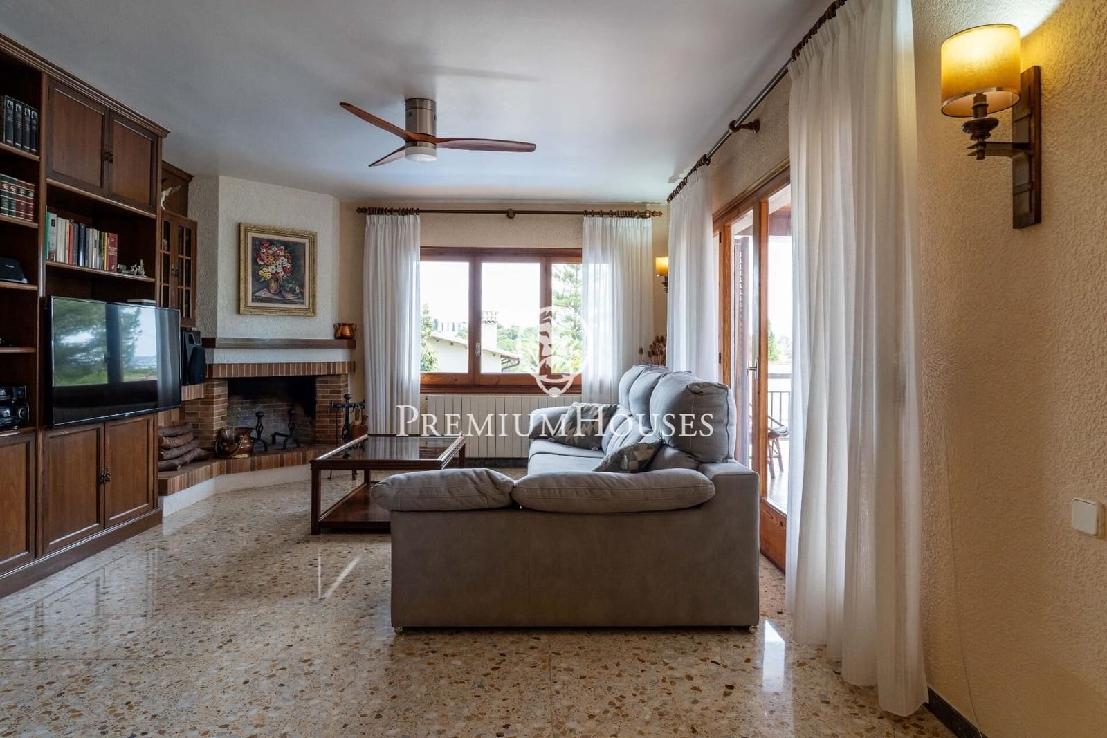 4 bedroom Villa for sale in Vilanova i la Geltru with pool garage - € 858,000 (Ref: 9839536)