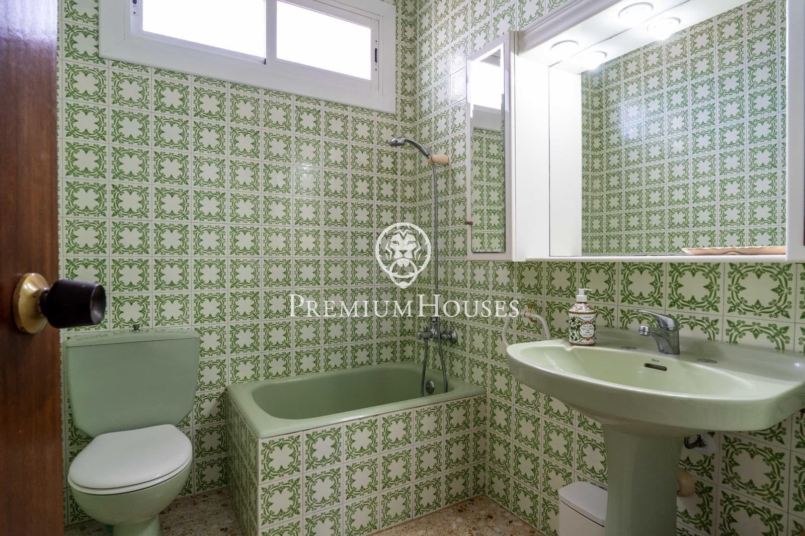 4 bedroom Villa for sale in Vilanova i la Geltru with pool garage - € 858,000 (Ref: 9839536)