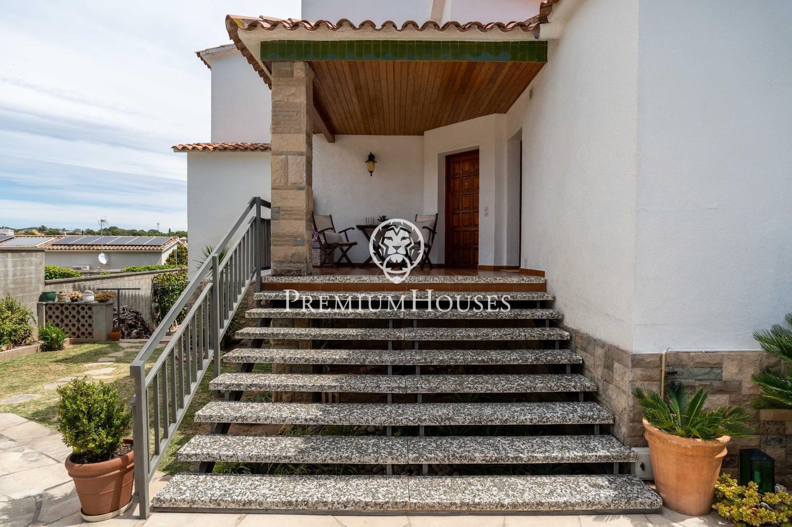 4 bedroom Villa for sale in Vilanova i la Geltru with pool garage - € 858,000 (Ref: 9839536)