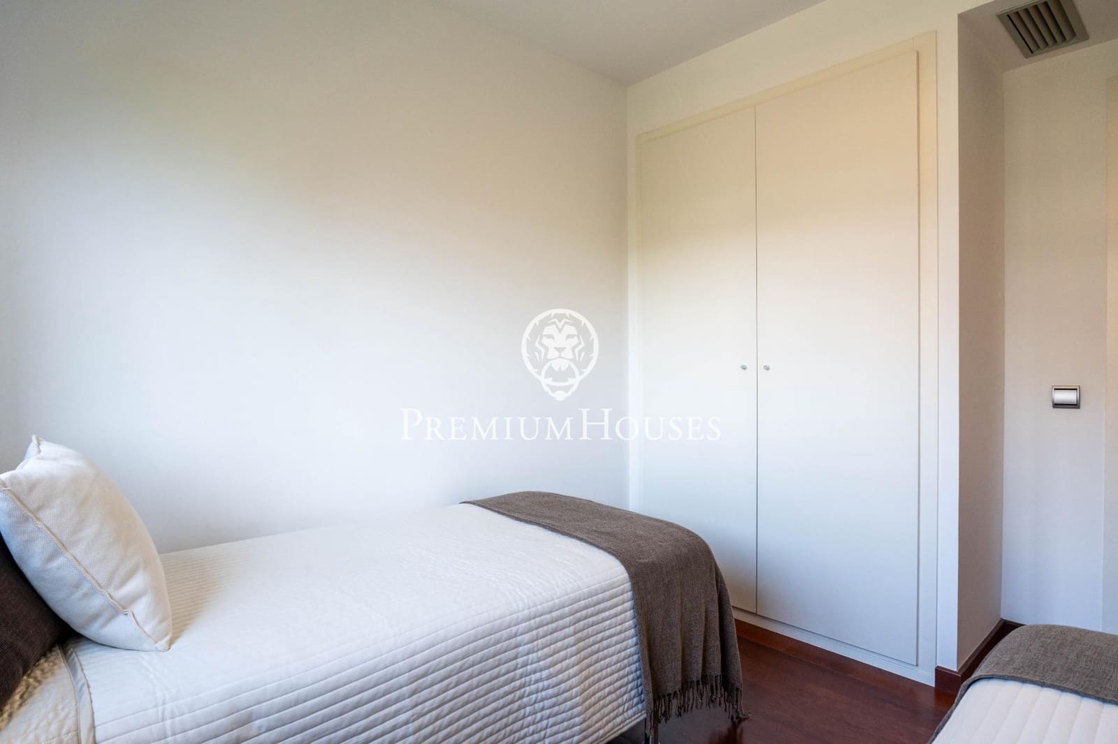 3 bedroom Flat for sale in Sitges with pool - € 750,000 (Ref: 9846651)