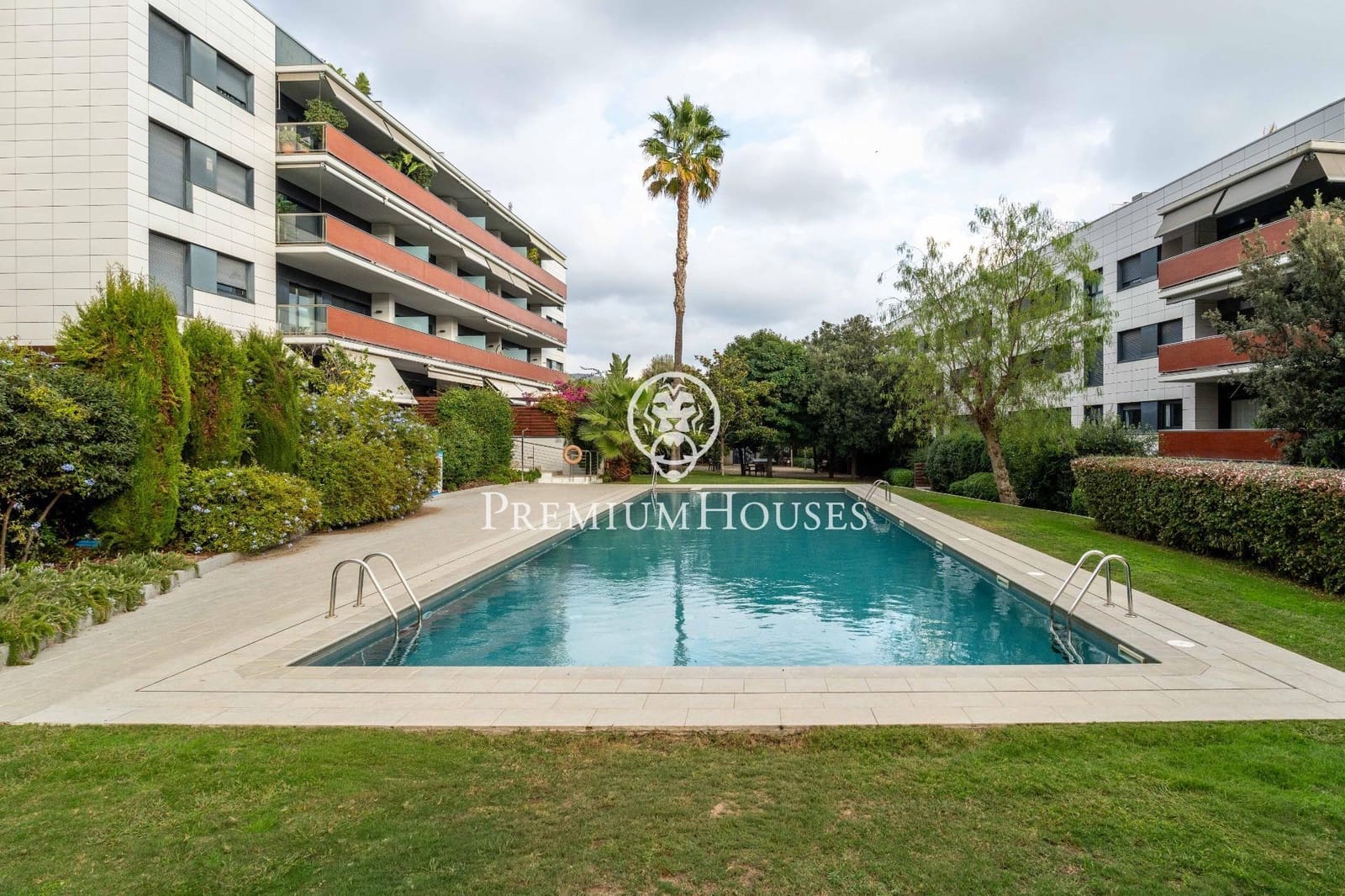 3 bedroom Flat for sale in Sitges with pool - € 750,000 (Ref: 9846651)