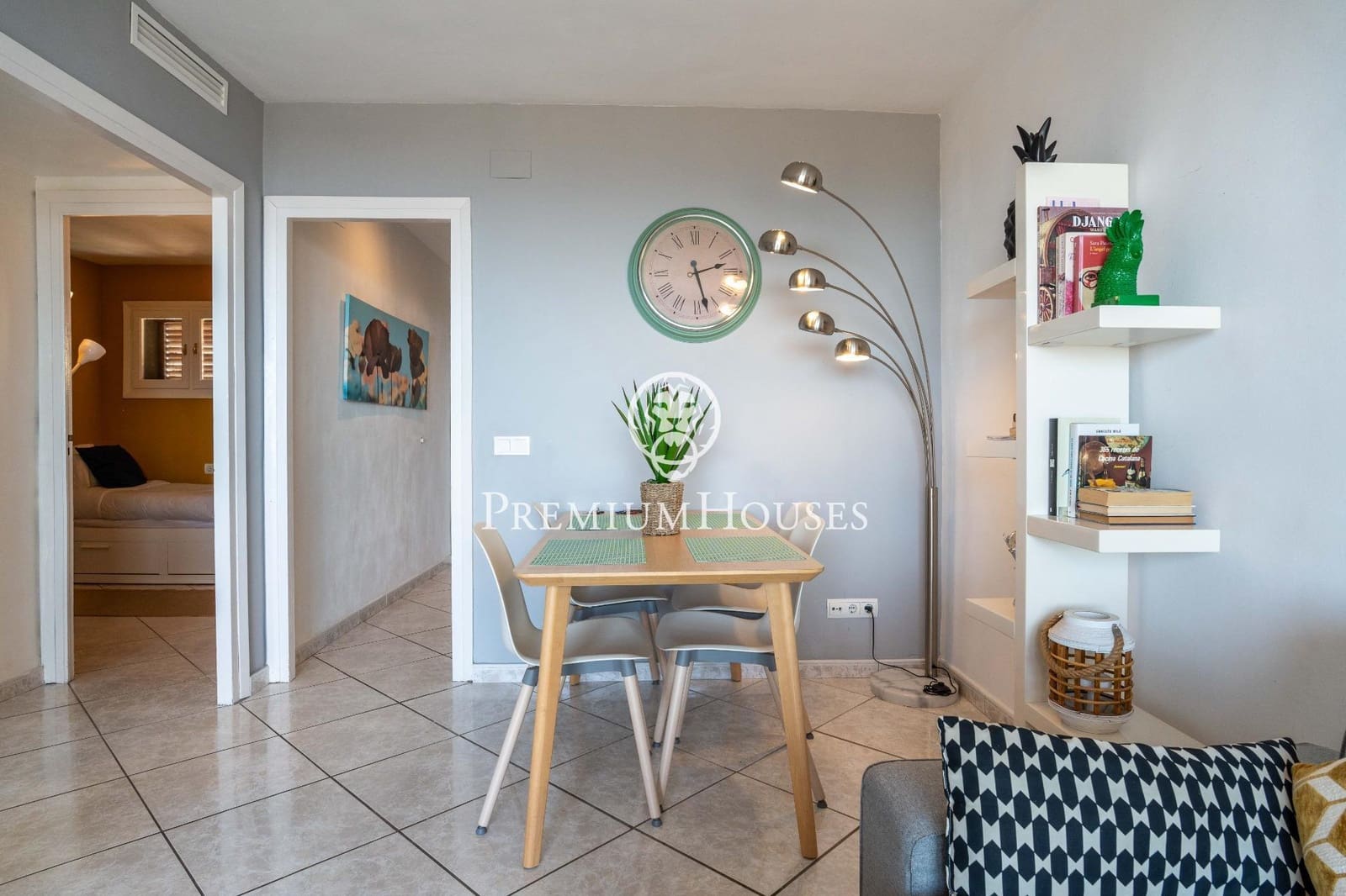 2 bedroom Flat for sale in Sant Pere de Ribes with pool - € 420,000 (Ref: 9849653)