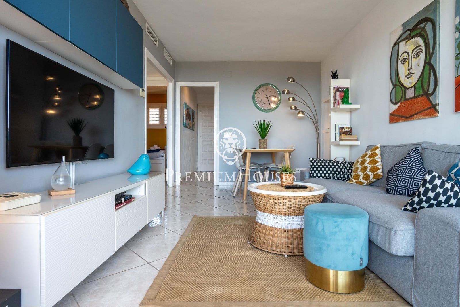 2 bedroom Flat for sale in Sant Pere de Ribes with pool - € 420,000 (Ref: 9849653)