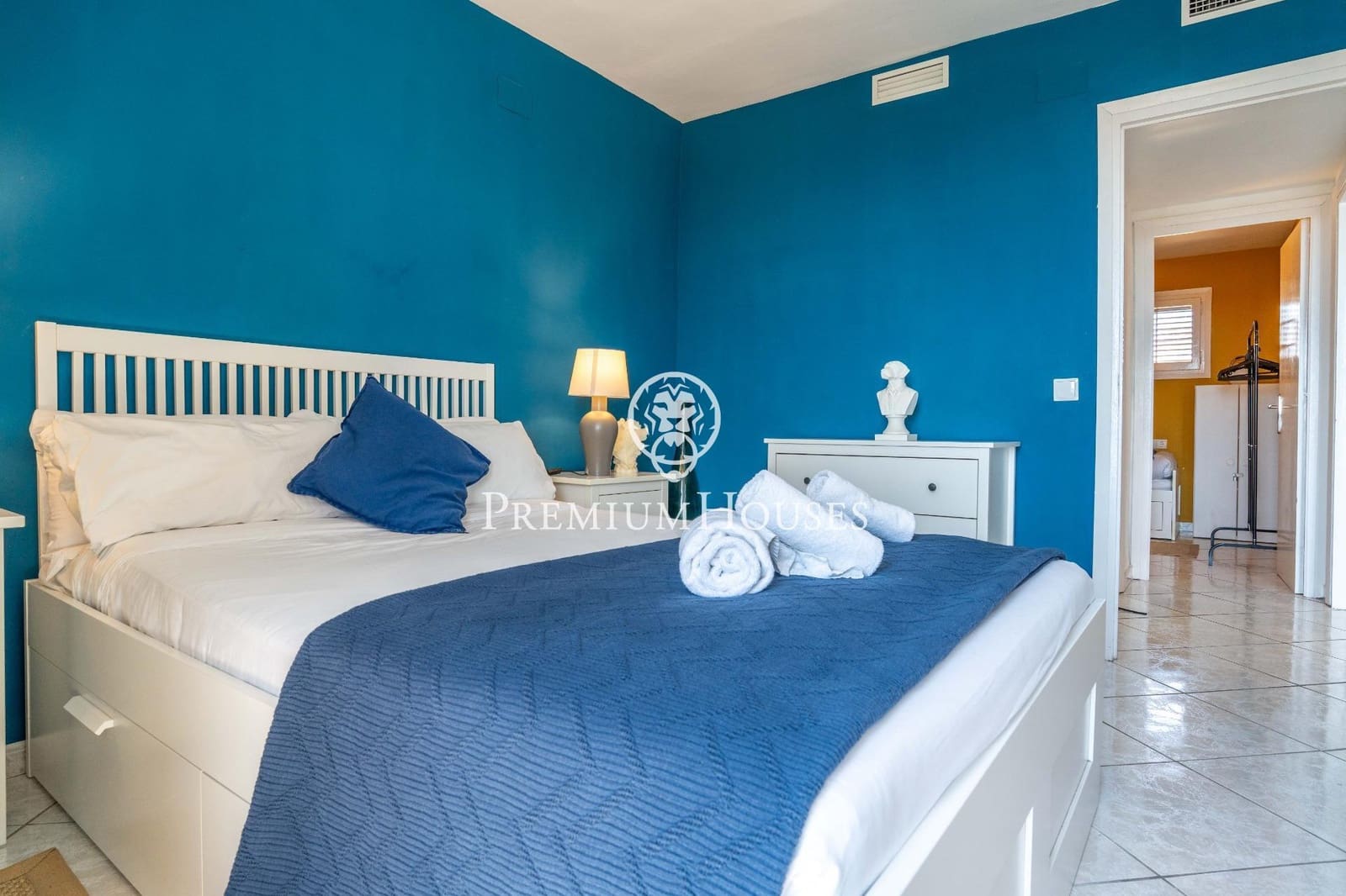 2 bedroom Flat for sale in Sant Pere de Ribes with pool - € 420,000 (Ref: 9849653)