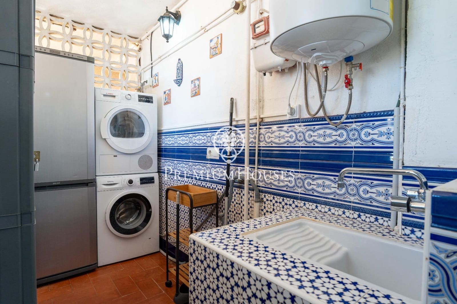 2 bedroom Flat for sale in Sant Pere de Ribes with pool - € 420,000 (Ref: 9849653)