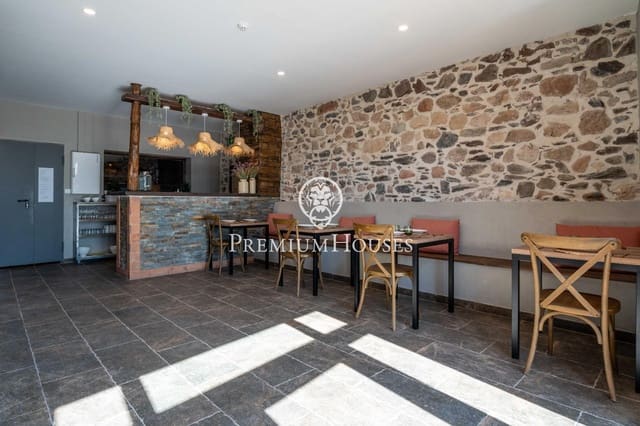6 soveværelse Finca/Landehus til salg i La Selva del Camp - € 2.900.000 (Ref: 9855701)