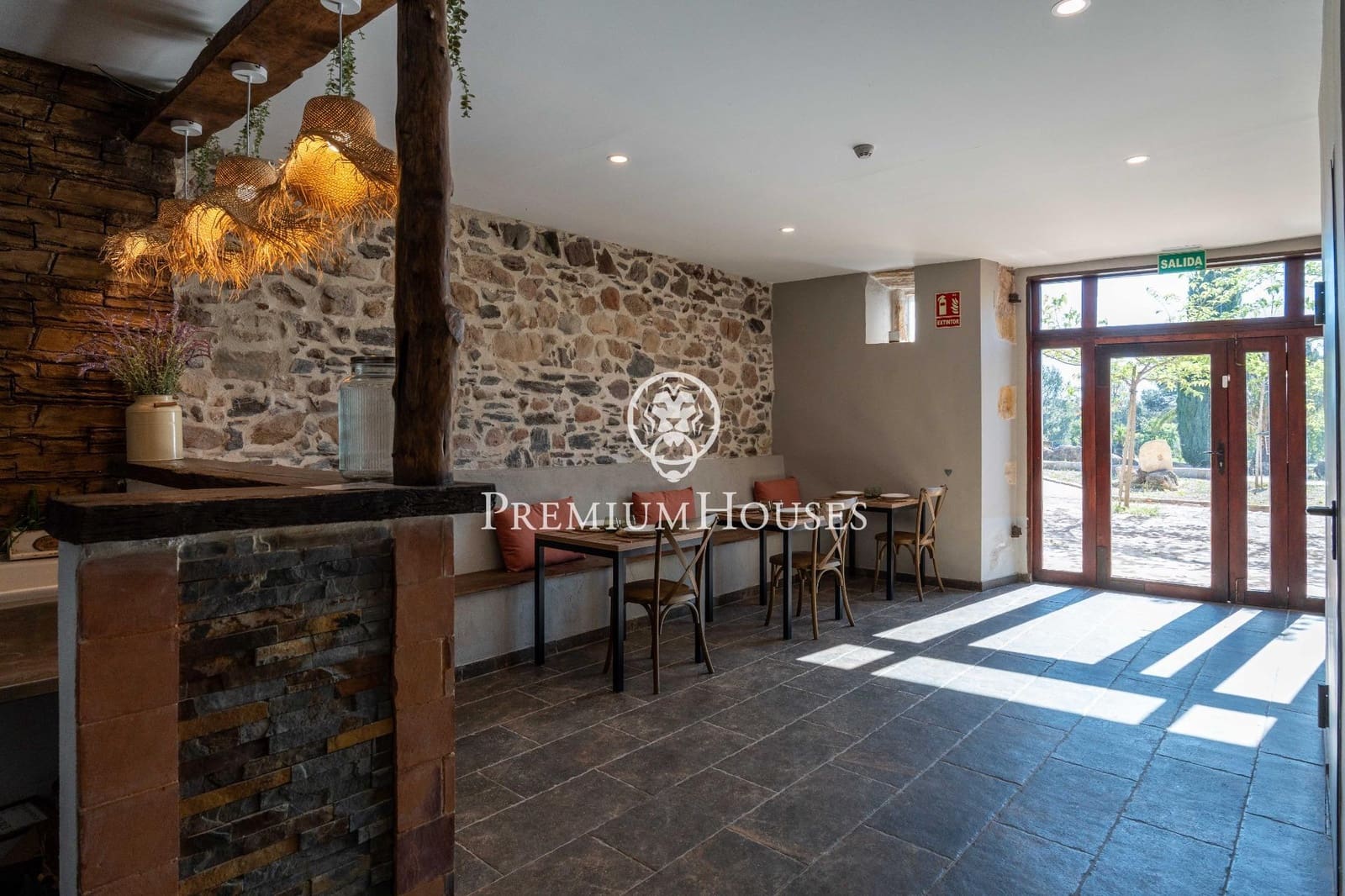 6 bedroom Finca/Country House for sale in La Selva del Camp - € 2,900,000 (Ref: 9855701)