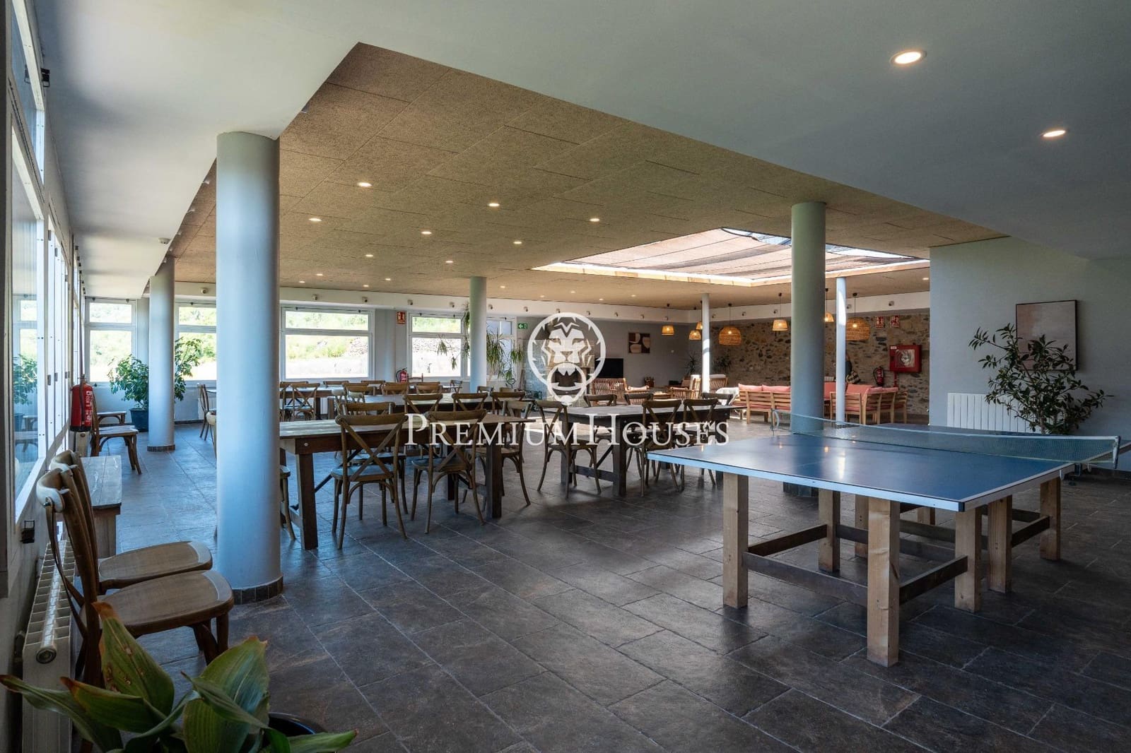 6 bedroom Finca/Country House for sale in La Selva del Camp - € 2,900,000 (Ref: 9855701)