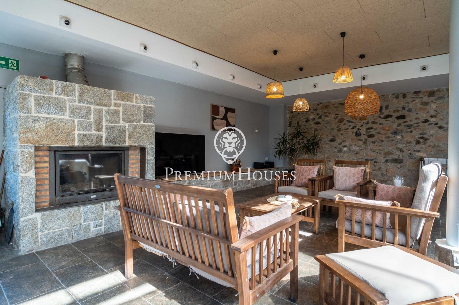 6 bedroom Finca/Country House for sale in La Selva del Camp - € 2,900,000 (Ref: 9855701)
