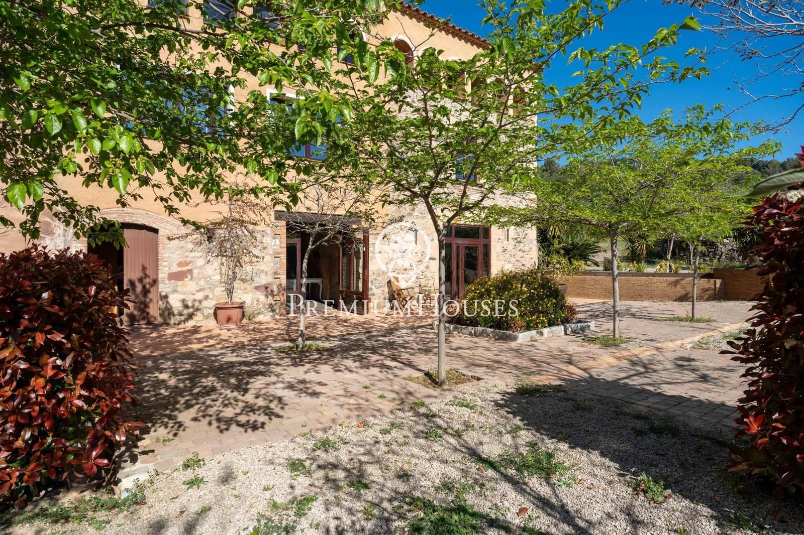 6 bedroom Finca/Country House for sale in La Selva del Camp - € 2,900,000 (Ref: 9855701)