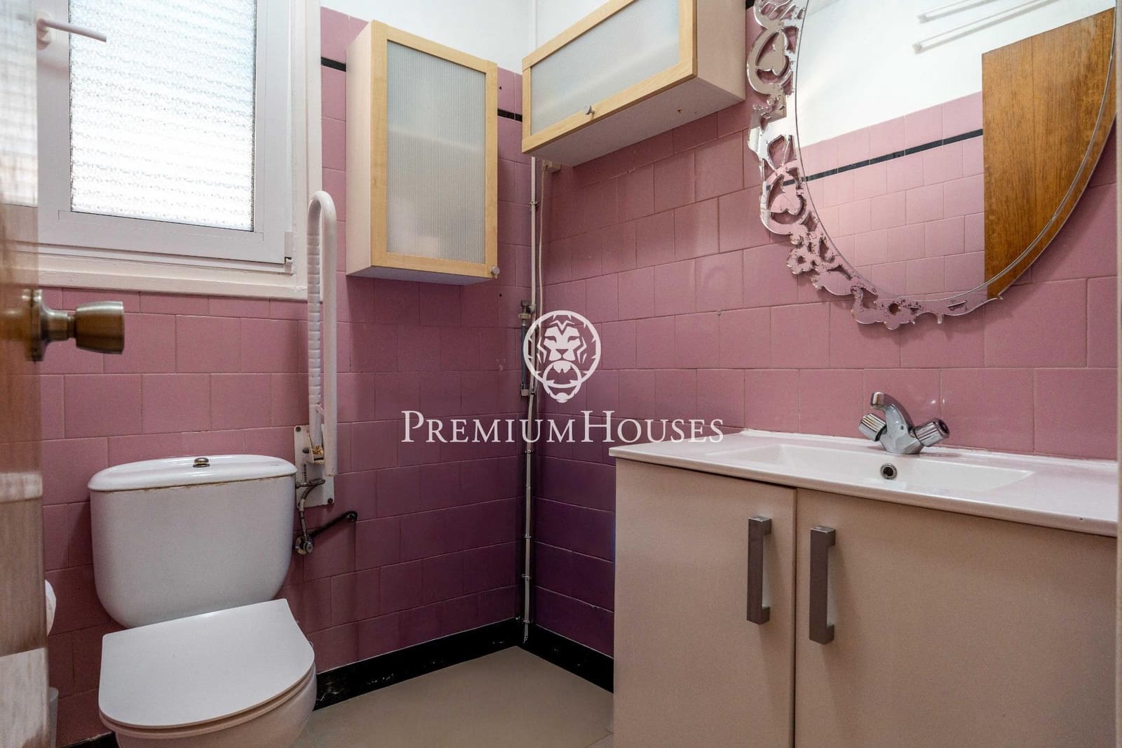 5 bedroom Apartment for sale in Tarragona city with garage - € 780,000 (Ref: 9860891)
