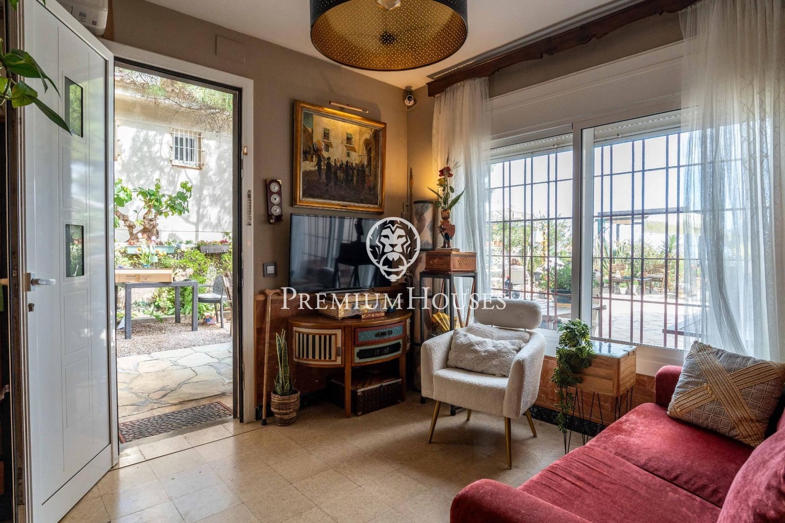 5 bedroom Apartment for sale in Tarragona city with garage - € 780,000 (Ref: 9860891)