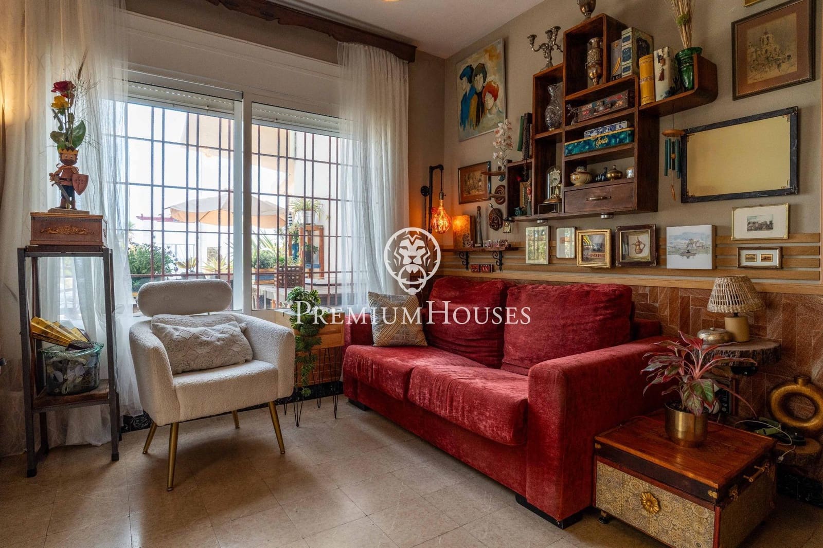 5 bedroom Apartment for sale in Tarragona city with garage - € 780,000 (Ref: 9860891)