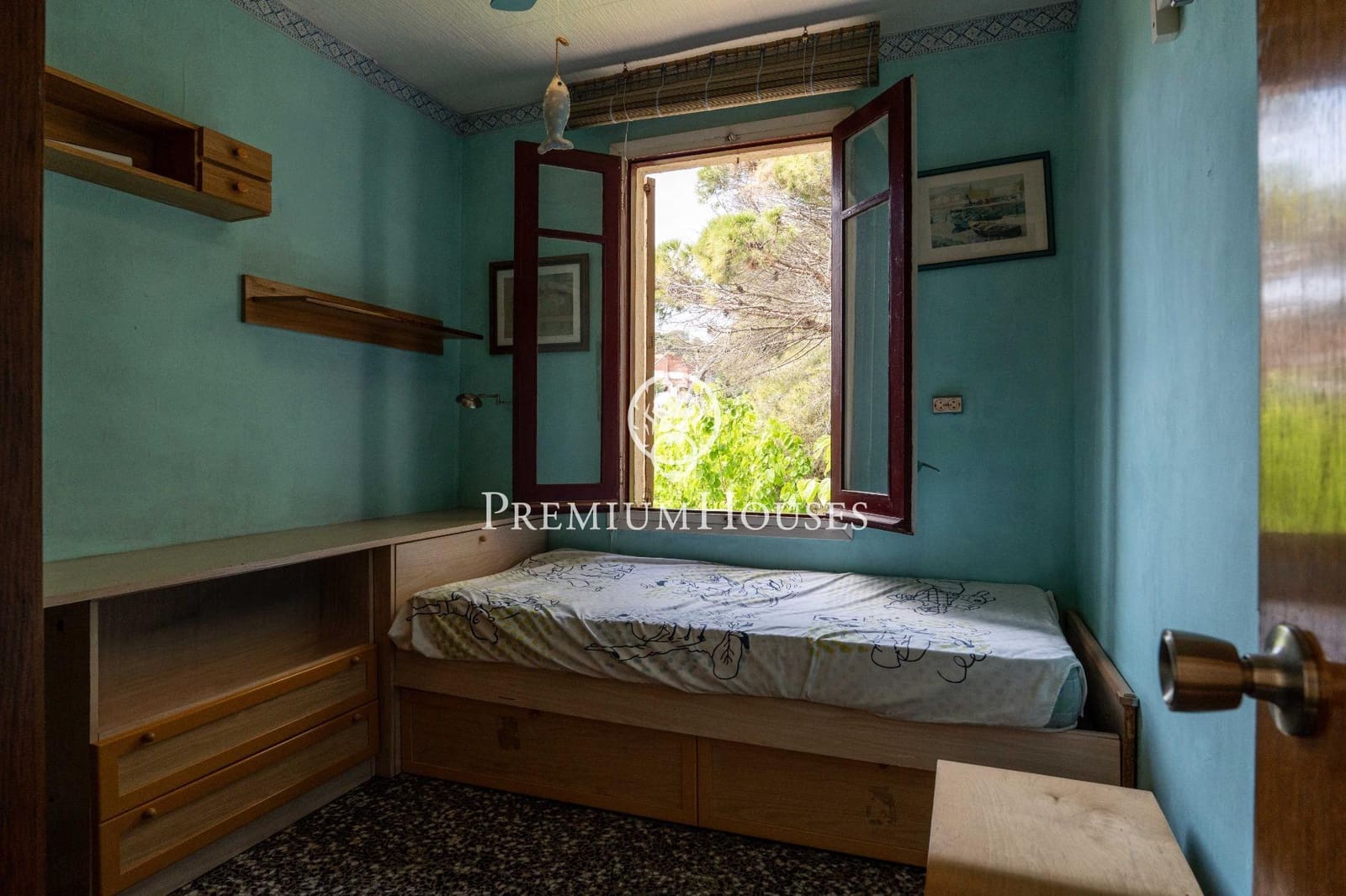 5 bedroom Apartment for sale in Tarragona city with garage - € 780,000 (Ref: 9860891)